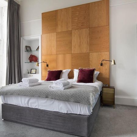 Magnificent Georgian 3-Bedroom Apartment In New Town 에든버러 외부 사진